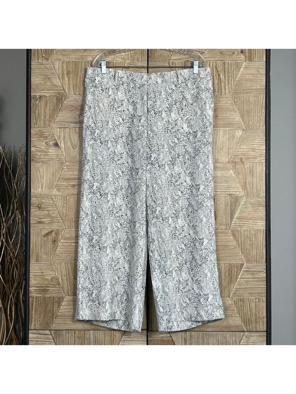 Ann Taylor Corporate Wide Leg Crop Snake Print Trousers Pants Size 14 Gray NWT